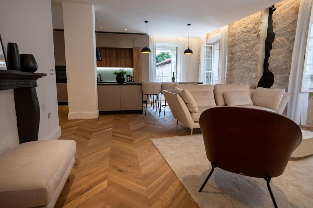 Park Apartment